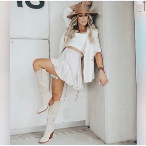 Vince Camuto Afelia Knee High Boot in Tortilla Suede Size 8.5